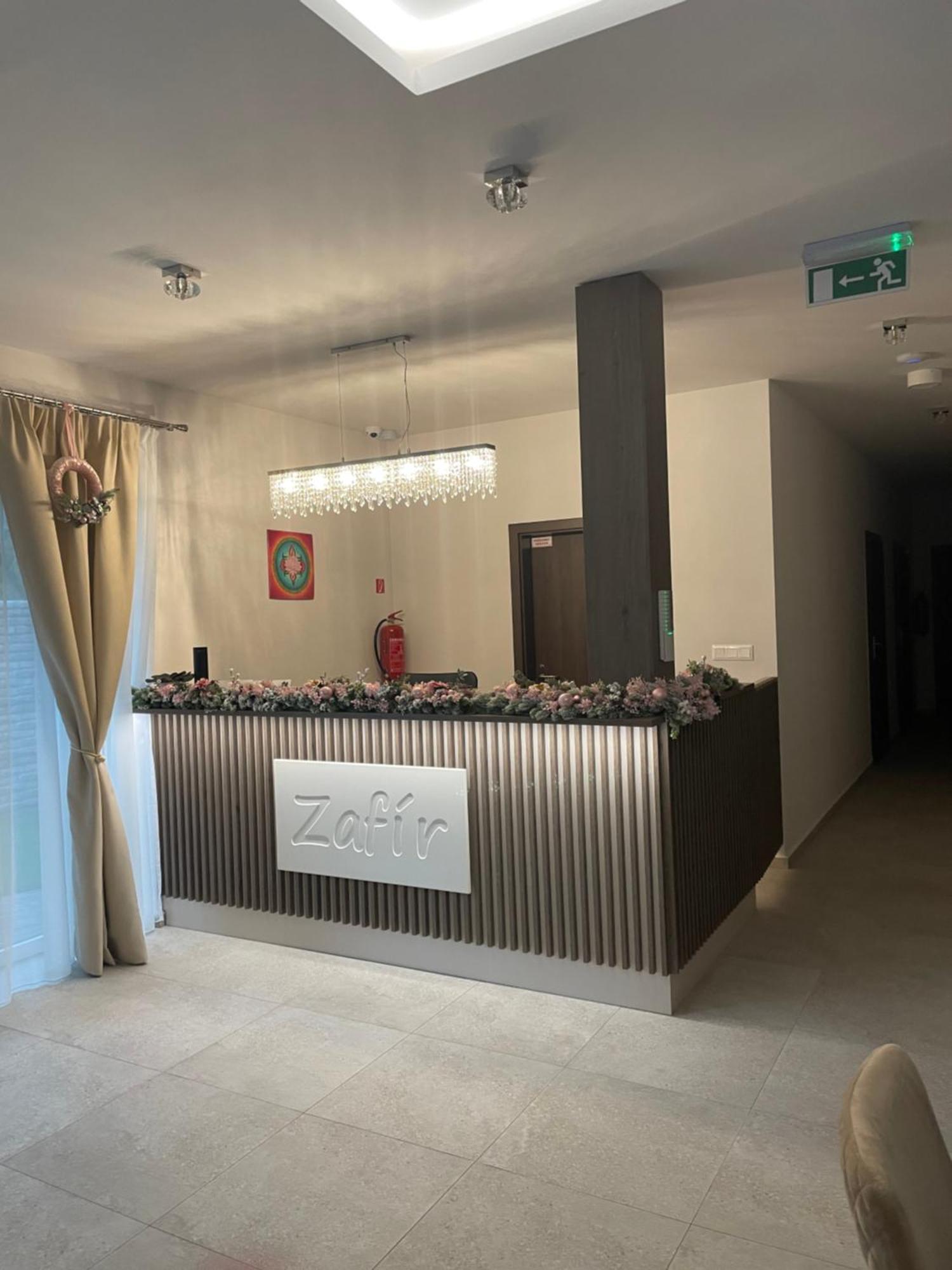 Zafir Hotell Dunajská Streda Eksteriør bilde